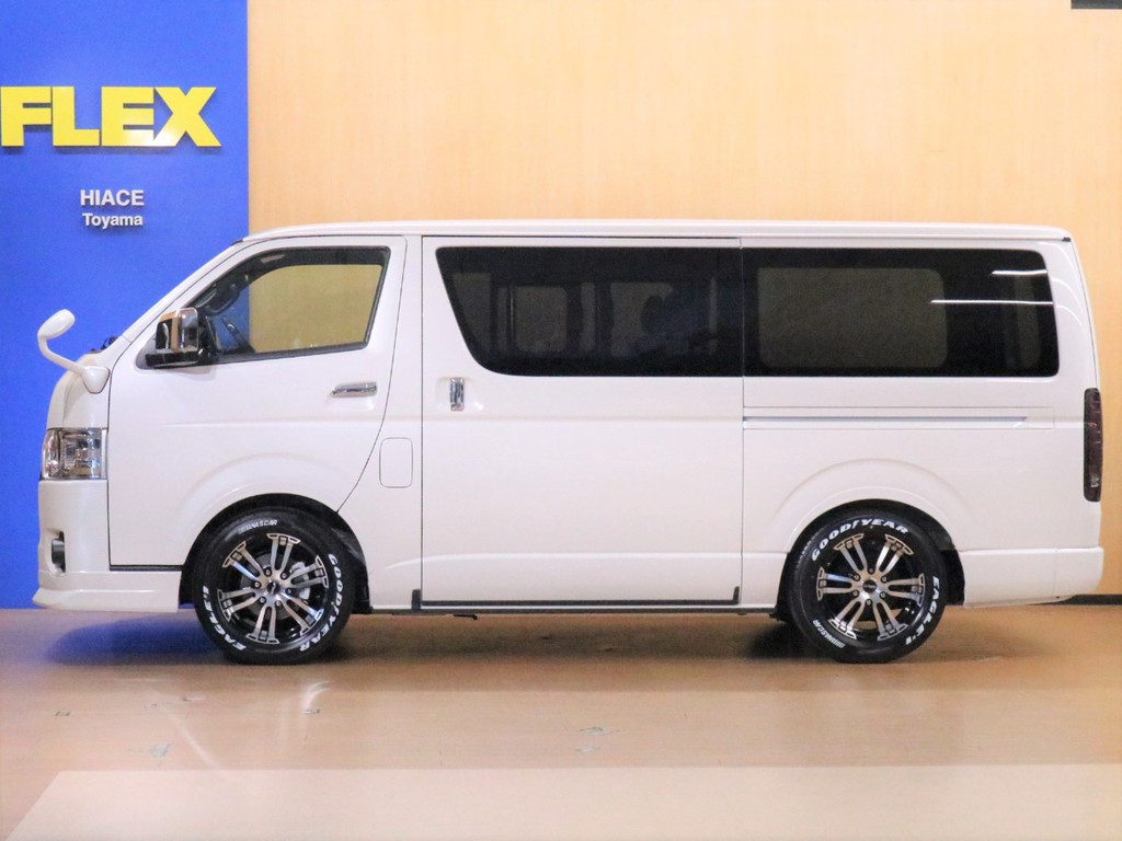 1.5インチローダウン施工済★乗り降りがしやすい車高です♪