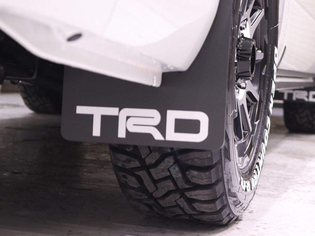 TRDマッドフラップ！