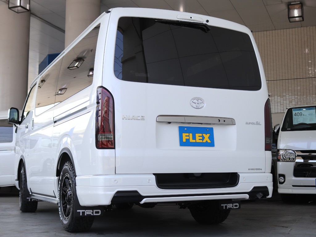 TRDリアバンパースポイラー！リヤもフロントに負けないぐらいかっこいいです♪