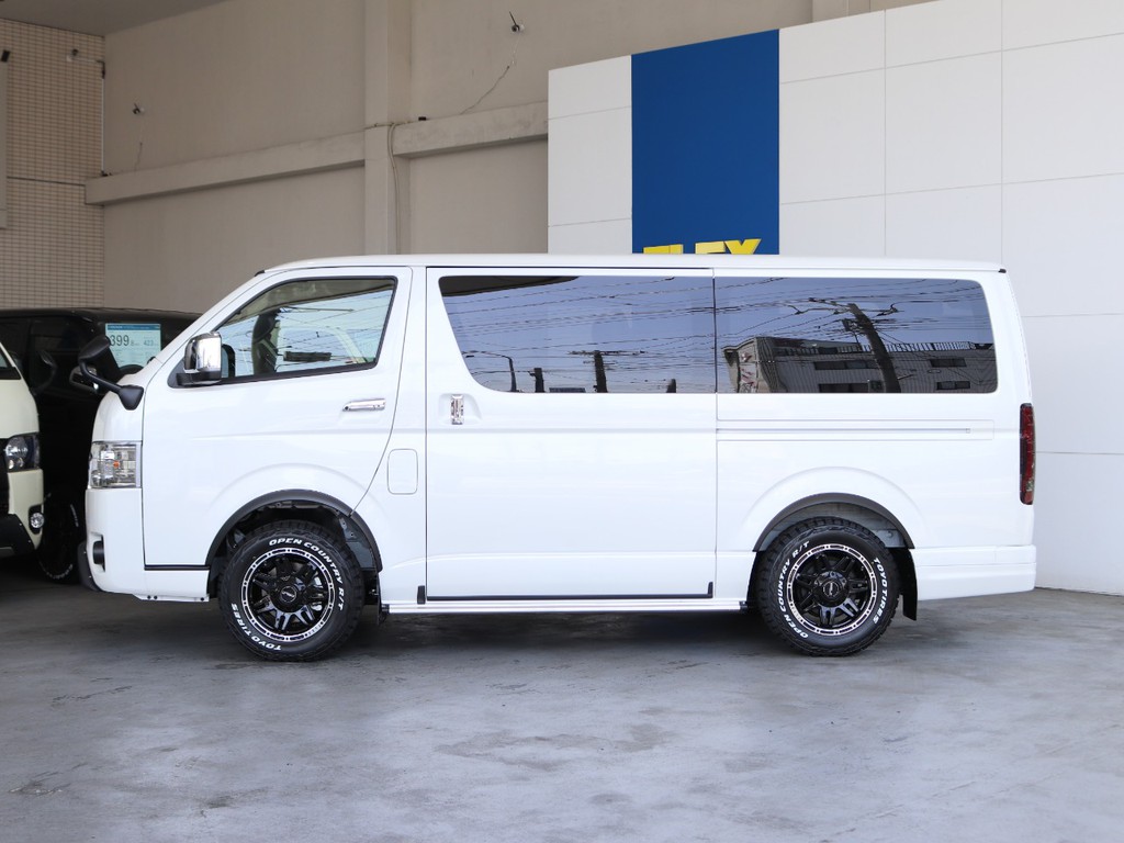 両側パワースライドドア装着！自動で開閉するなどお荷物持っていても楽に開けられます☆