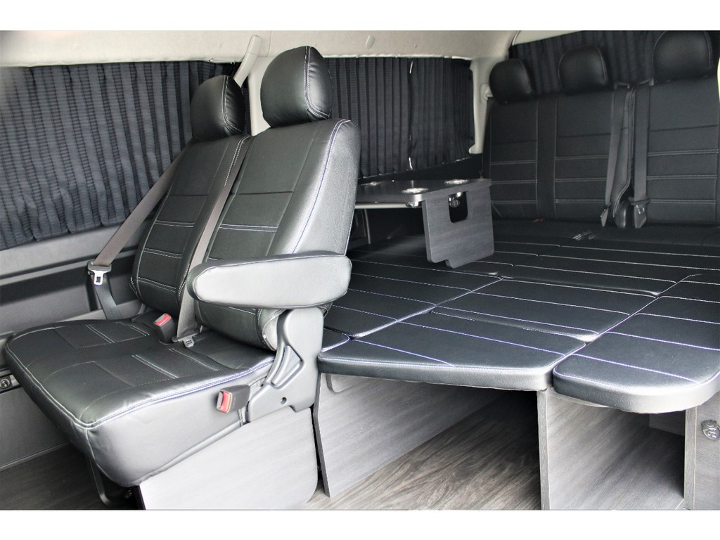 オリジナルリアカーテン完備！内装架装Ｖｅｒ.１！！