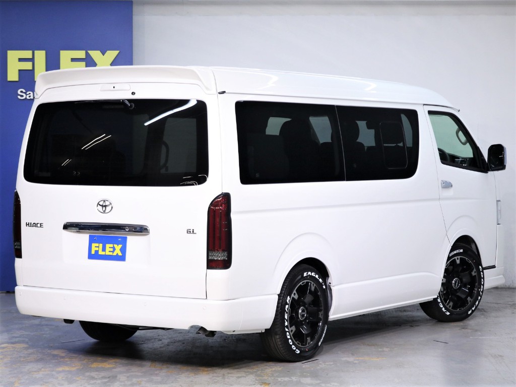 ハイエース200系ワゴン用リアウイング フレックス FLEX 新車外し ハイエース200系ワゴン用リアウイング フレックス FLEX 新車外し