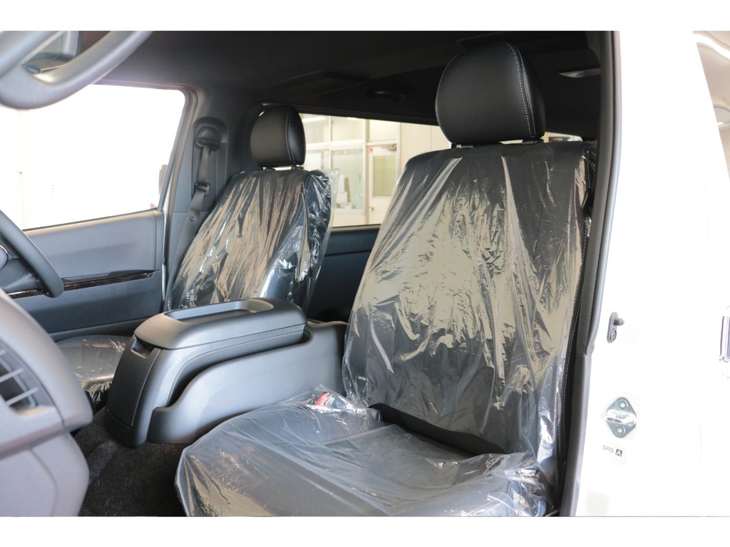 最新入庫！！新車ハイエースＶダークプライムⅡ２０００ガソリン２ＷＤフレックスコンプリート車両入庫！！店頭在庫車、即納車もご対応可能になります！！