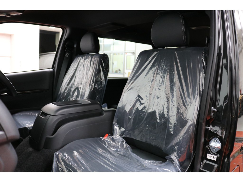 新車ハイエースＶダークプライムⅡ２０００ガソリン２ＷＤナビパッケージ完成致しました！！ＦＬＥＸオリジナルパーツ多数装備！！即納車もご対応可能になります！！