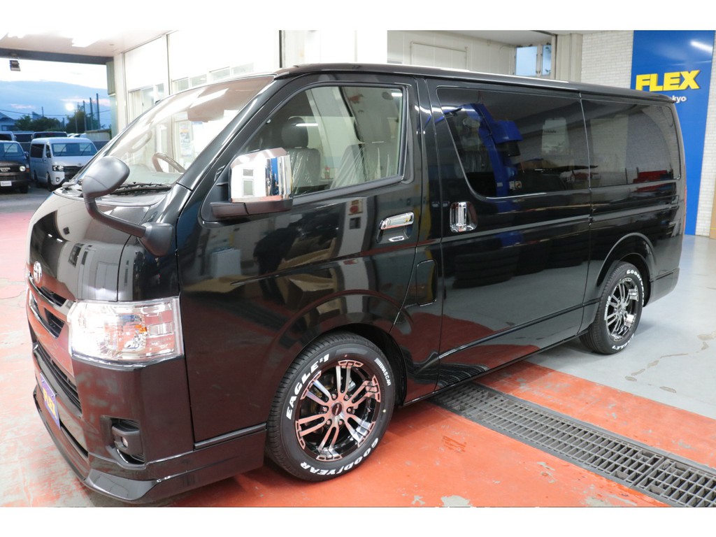 新車ハイエースＶダークプライムⅡ２０００ガソリン２ＷＤナビパッケージ完成致しました！！ＦＬＥＸオリジナルパーツ多数装備！！即納車もご対応可能になります！！