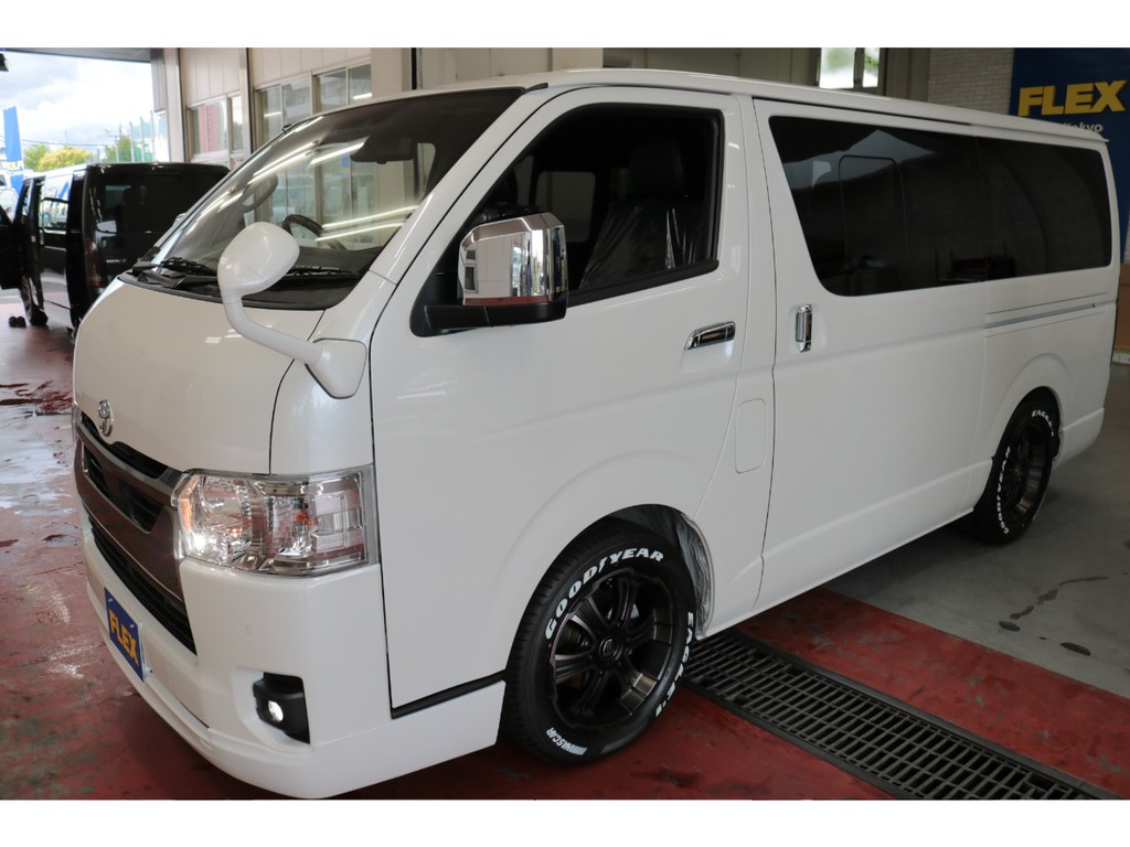 新車ハイエースＶダークプライムⅡ２８００ディーゼルナビパッケージ入庫致しました！！フレックスオリジナルパーツ多数装備済み！！店頭在庫車、即納車可能になります！！