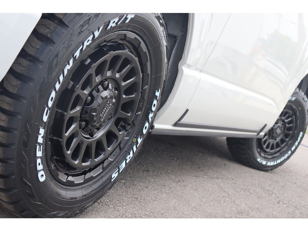 新作リザード16インチＡＷにTOYOオープンカントリータイヤ！