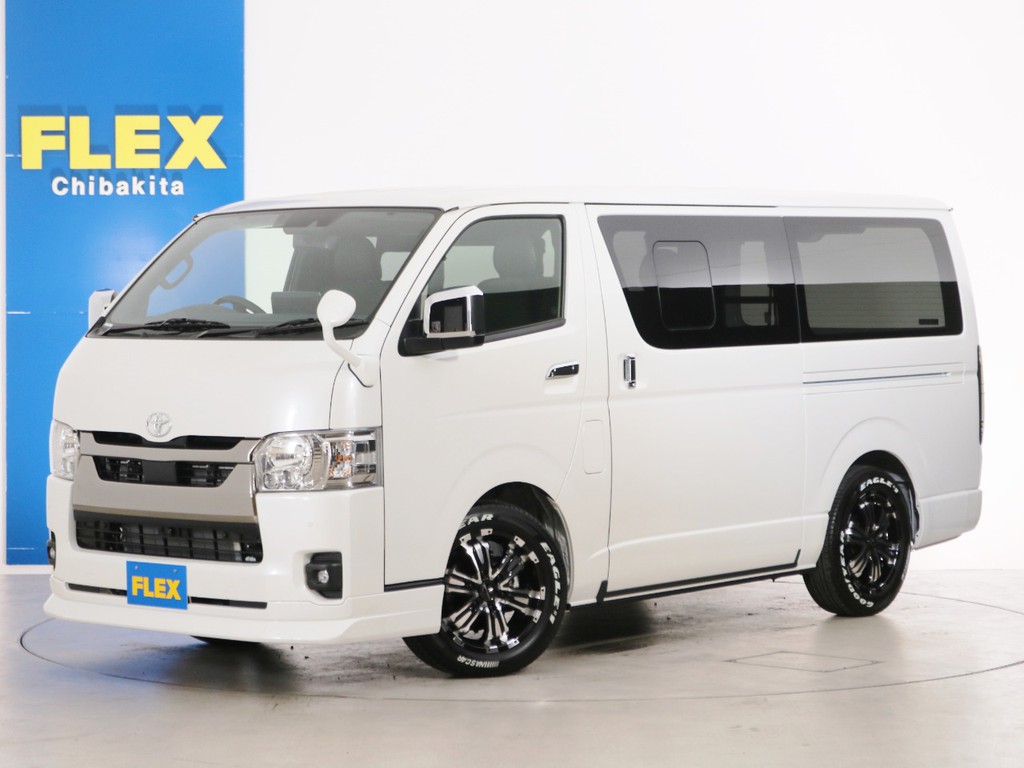 新車未登録　一部改良後　ハイエースバン　Ｓ－ＧＬ　ＤＴ４ＷＤ　ライトカスタムＰＫＧ！