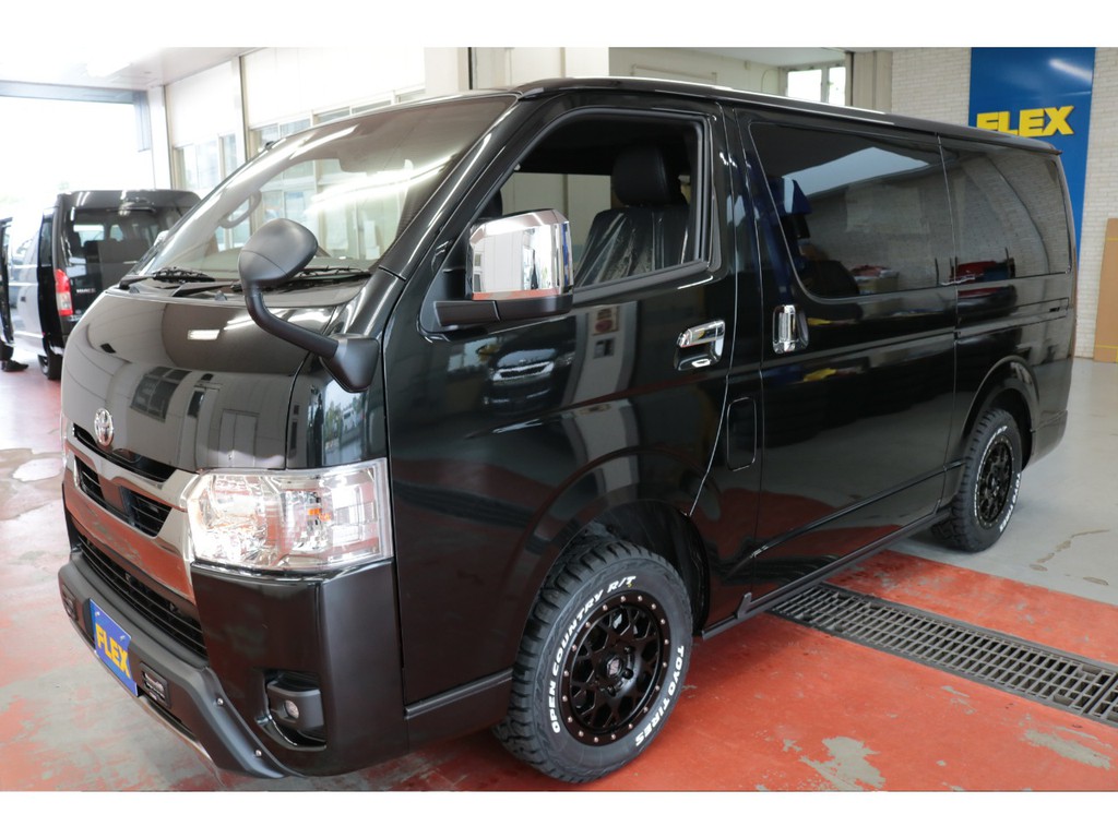 新車ハイエースＶダークプライムⅡ２８００ディーゼル４ＷＤカスタム車両入庫致しました！！ＴＲＤバンパーベットＫＩＴ装備！！店頭在庫車、即納車もご対応可能になります！！