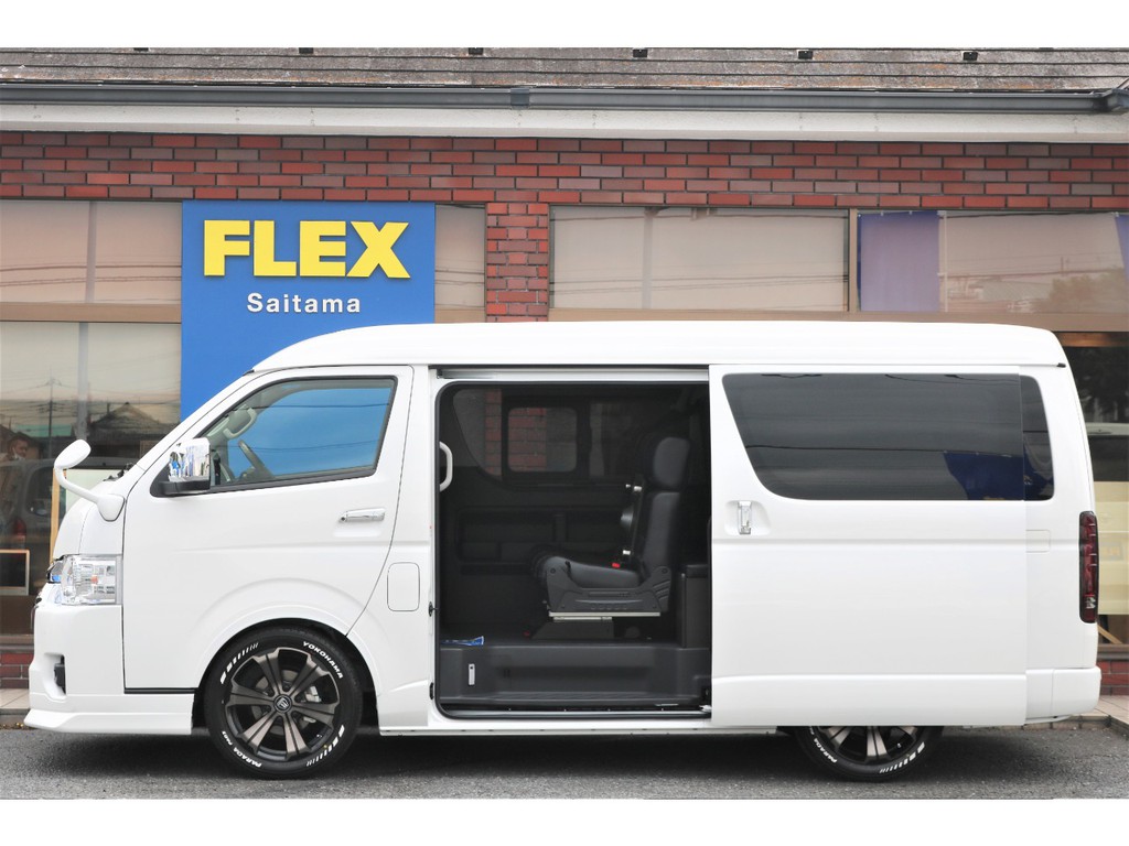 間口が広く乗り降り楽チン♪パワースライドドア搭載☆