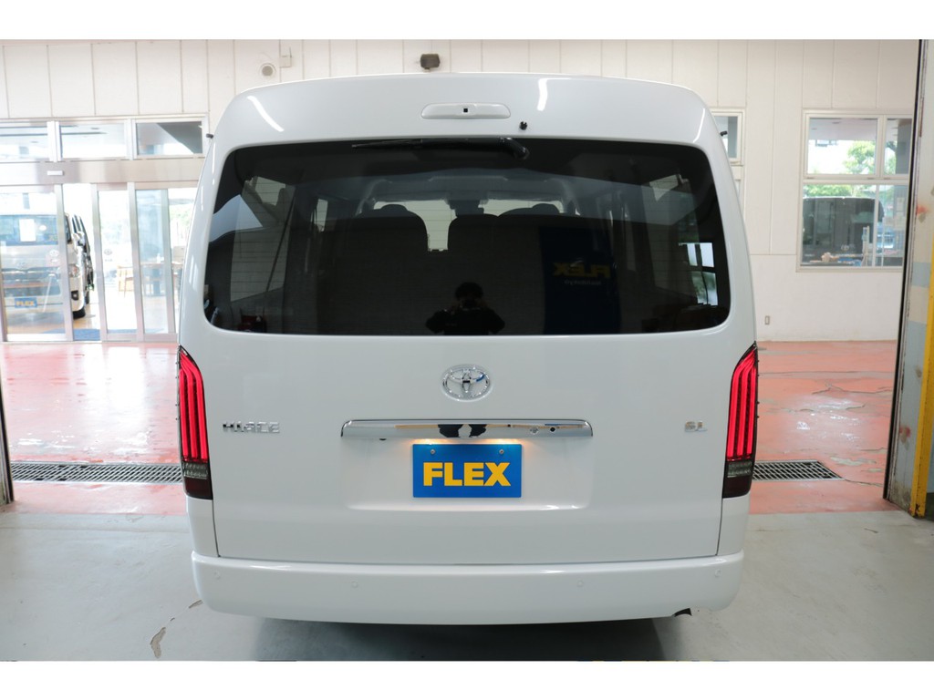 新車ハイエースワゴンＧＬＶｅｒ５シートアレンジツインナビパッケージ完成致しました！！店頭在庫車、即納車ご対応可能になります！！