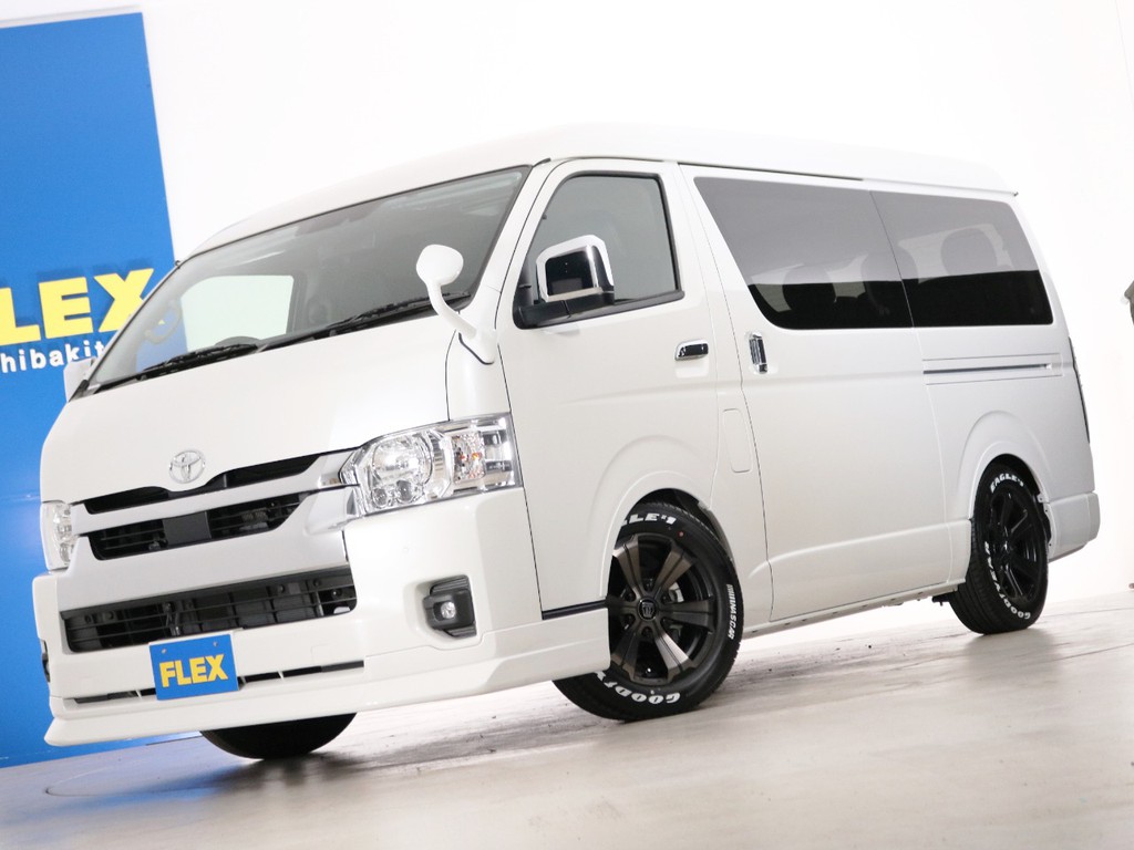 新車未登録　一部改良後　ハイエースワゴンＧＬ　１０人乗り３ナンバー登録　ガソリン２ＷＤ　床張りスタンダードＰＫＧ！