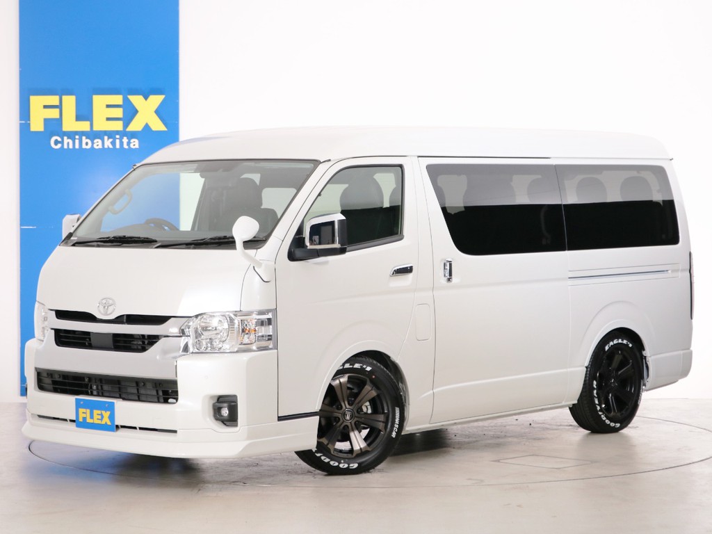 新車未登録　一部改良後　ハイエースワゴンＧＬ　ガソリン２ＷＤ　床張りスタンダードＰＫＧ！