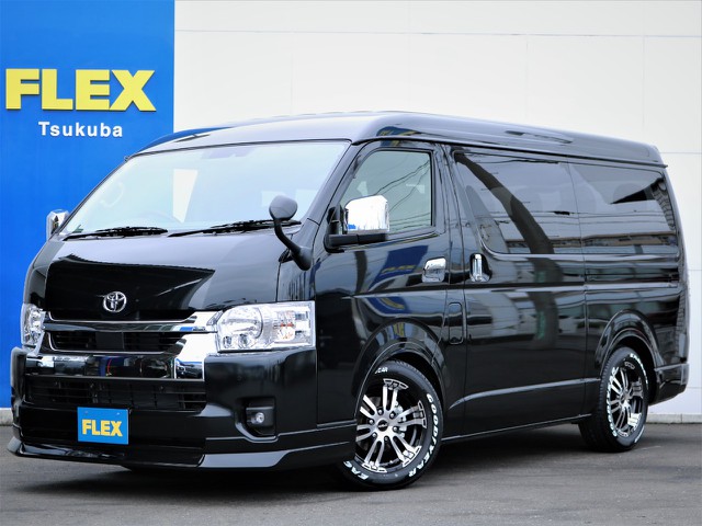 新車ハイエースＷ「ＧＬ」１０人乗り２ＷＤガソリン、フローリング施工済み！