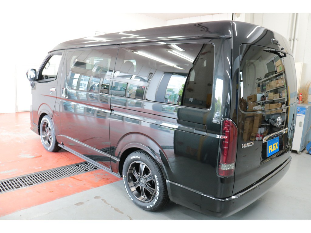 新車ハイエースワゴンＧＬ４ＷＤフレックスオリジナルＶｅｒ５シートアレンジ施工済みツインナビパッケージ入庫致しました！！オリジナルパーツ多数装備！！即納車もご対応可能になります！！