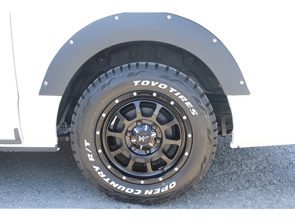 ナイトロパワーＭ１０　16インチＡＷ/ＴＯＹＯオープンカントリー装着