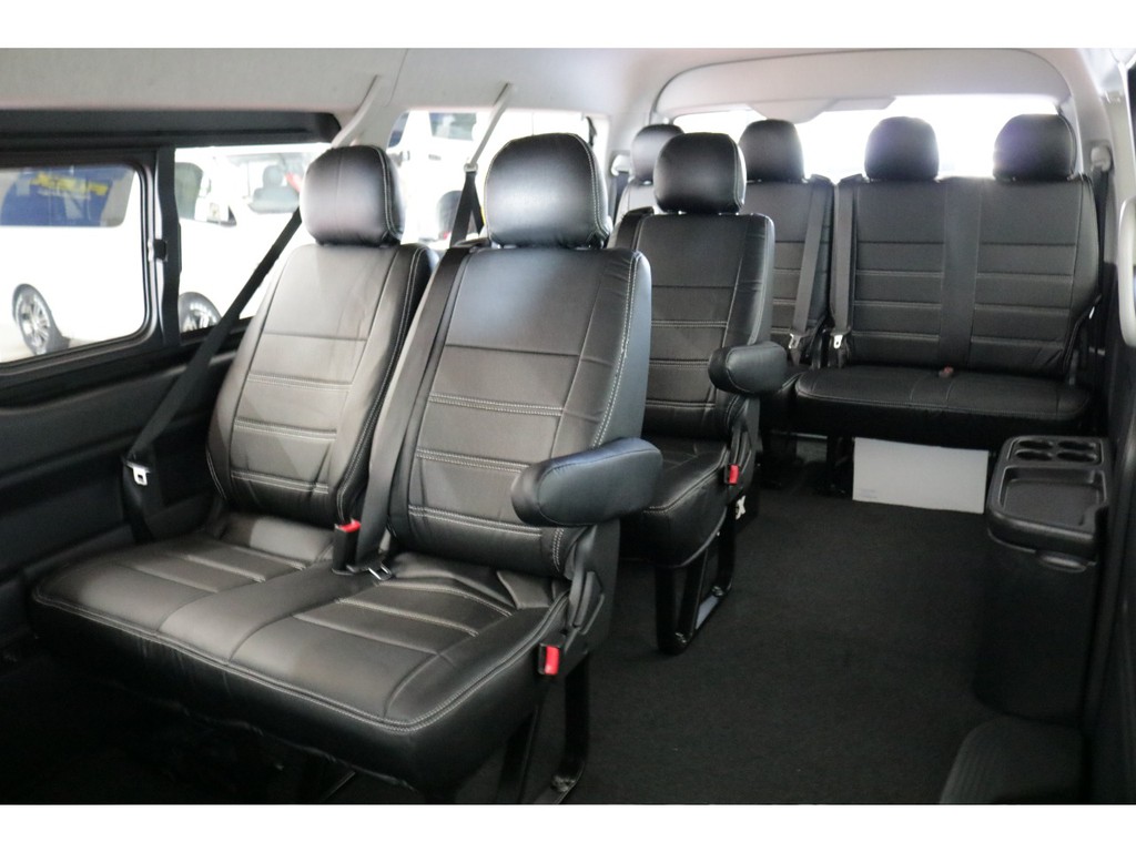 新車ハイエースワゴンＧＬ２７００ガソリン２ＷＤツインナビパッケージ完成致しました！！フレックスオリジナルパーツでカスタムした１台になります！！店頭在庫車、即納車ご対応可能！！