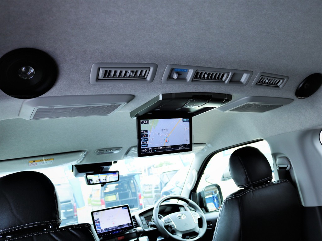 アルパイン製フリップダウンモニター、ルーフスピーカー付き！