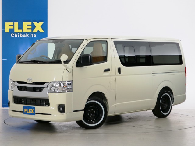 新車未登録　ハイエースバン　ＤＸ　ＧＬパッケージ　ガソリン２ＷＤ　床張りカスタムＰＫＧ！