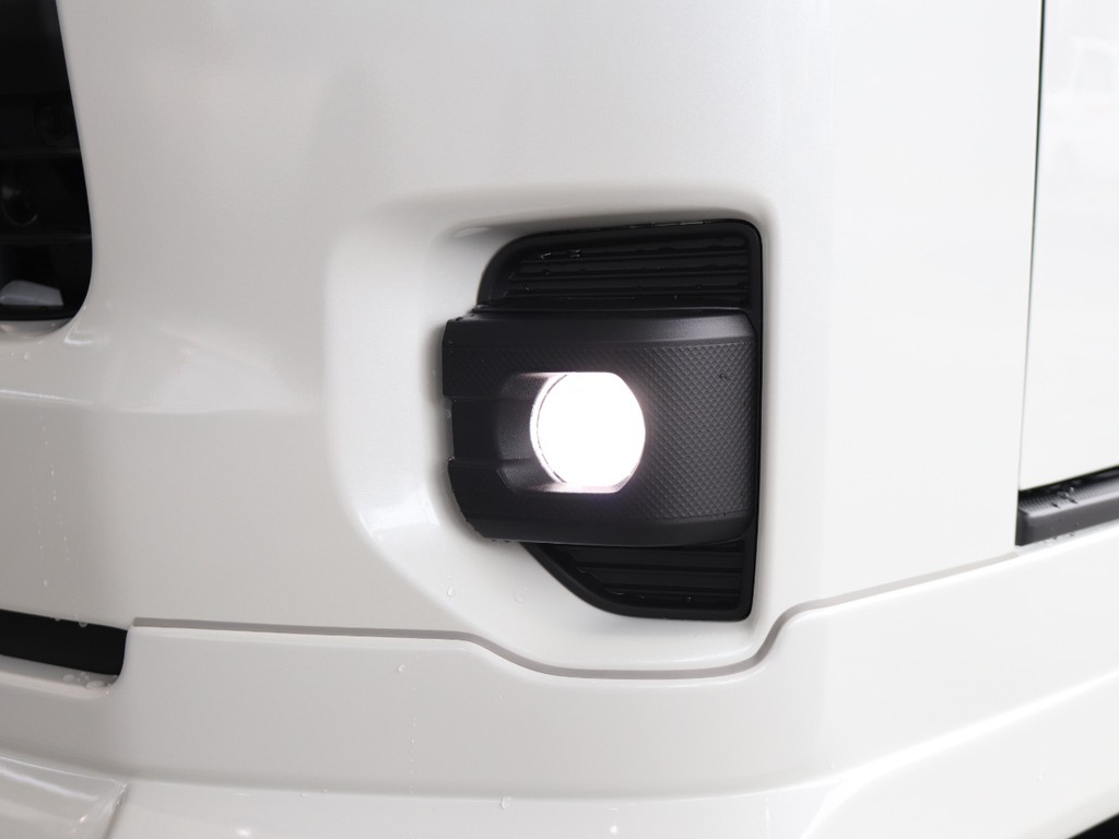 新型からフォグランプのLED化が標準装備に！！