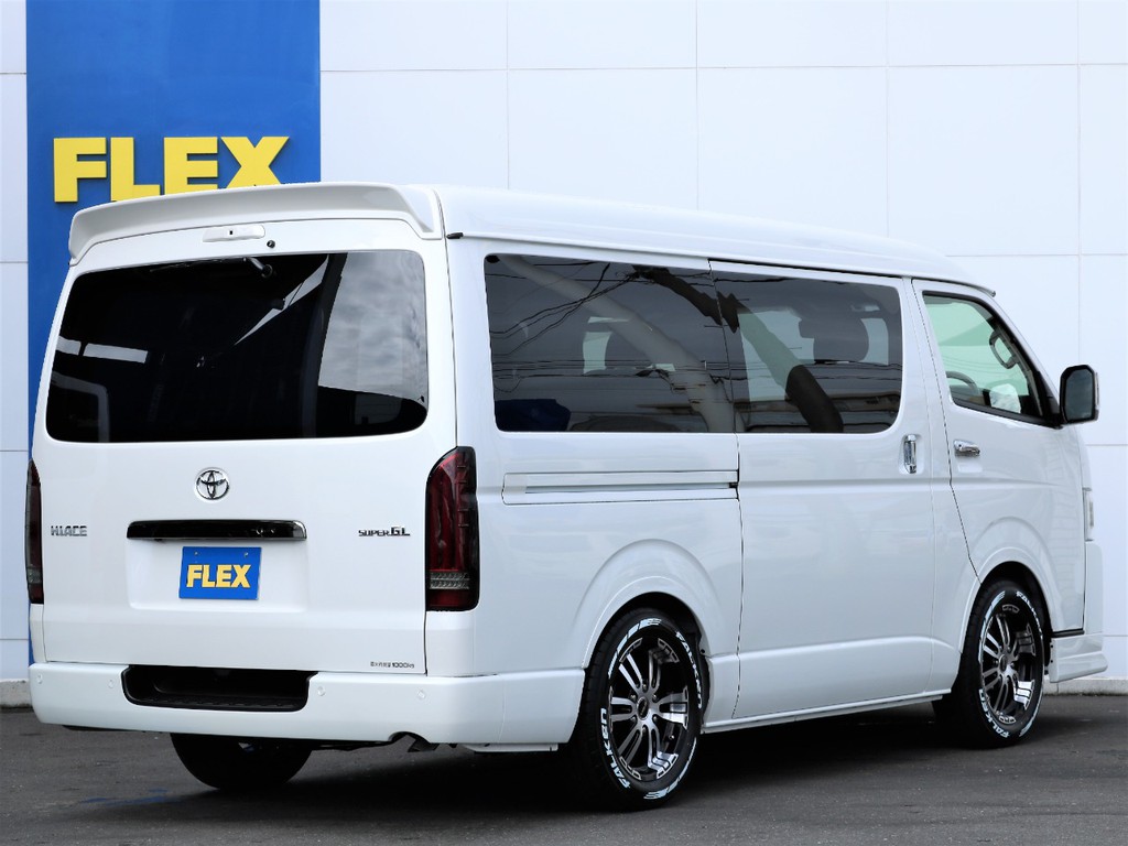 茨城県最大級のハイエース専門店！新車から中古車までラインナップ！