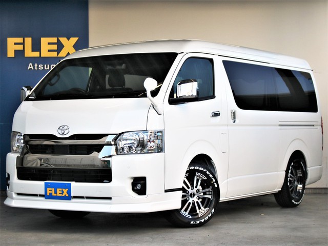 新車未登録　ハイエースバン　ワイドボディ　ミドルルーフ　2.8L　ディーゼル2WD　FLEXオリジナルベットキット搭載！