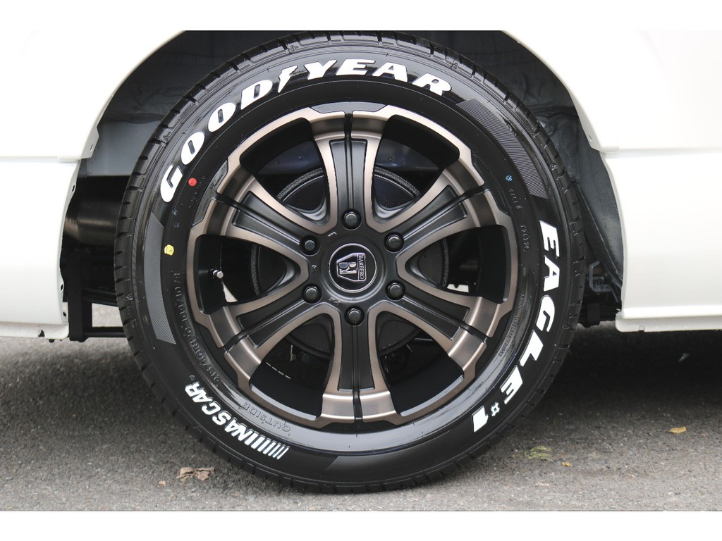 ＦＬＥＸバルベロ17インチアルミ