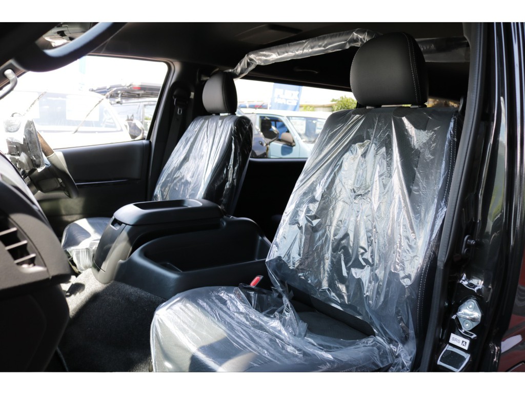 新車ハイエースＶダークプライムⅡ２７００ガソリン４ＷＤブラックエディション完成致しました！！マッドブラックに拘り作成した1台！！