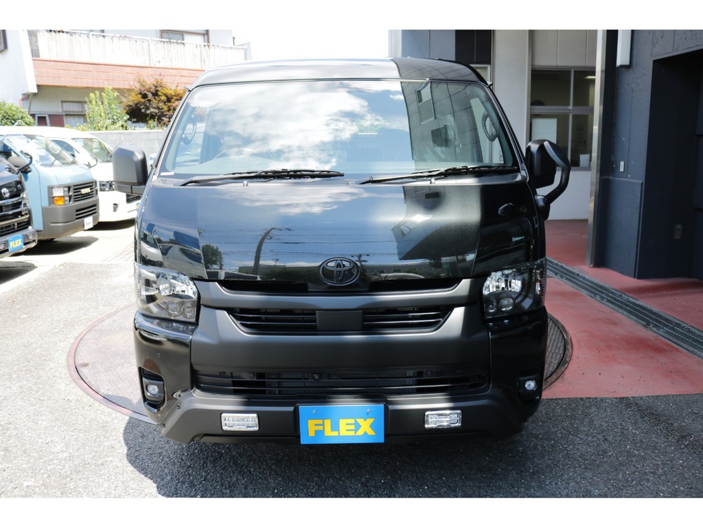 新車ハイエースＶダークプライムⅡ２７００ガソリン４ＷＤブラックエディション完成致しました！！マッドブラックに拘り作成した1台！！