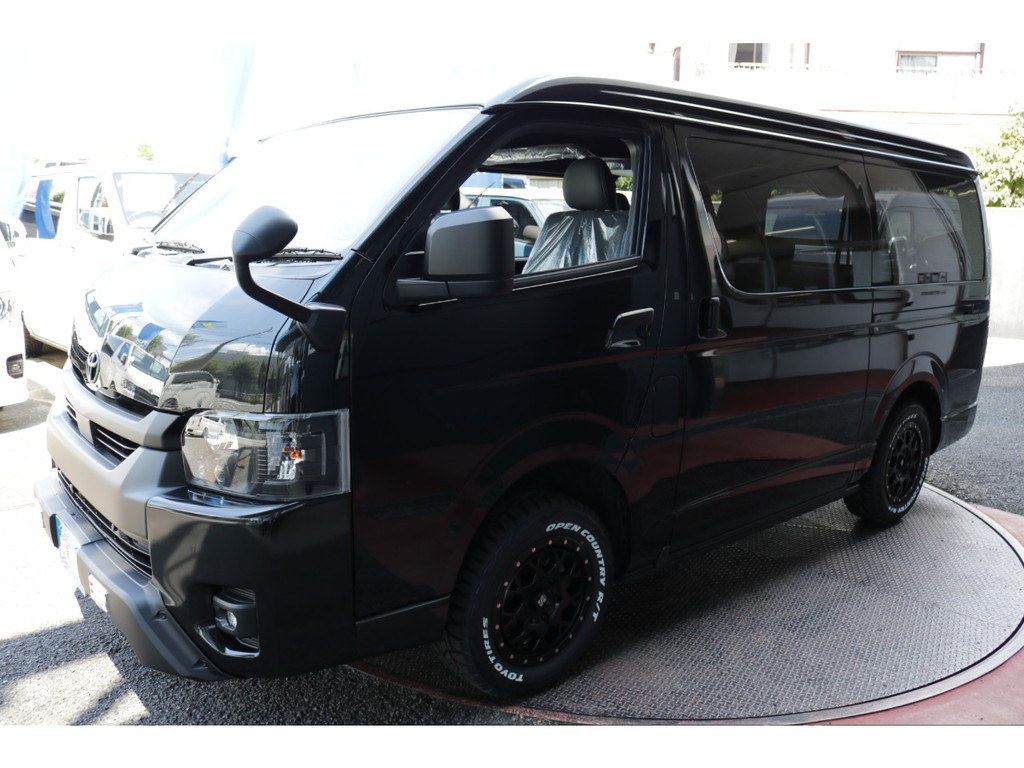 新車ハイエースＶダークプライムⅡ２７００ガソリン４ＷＤブラックエディション完成致しました！！マッドブラックに拘り作成した1台！！