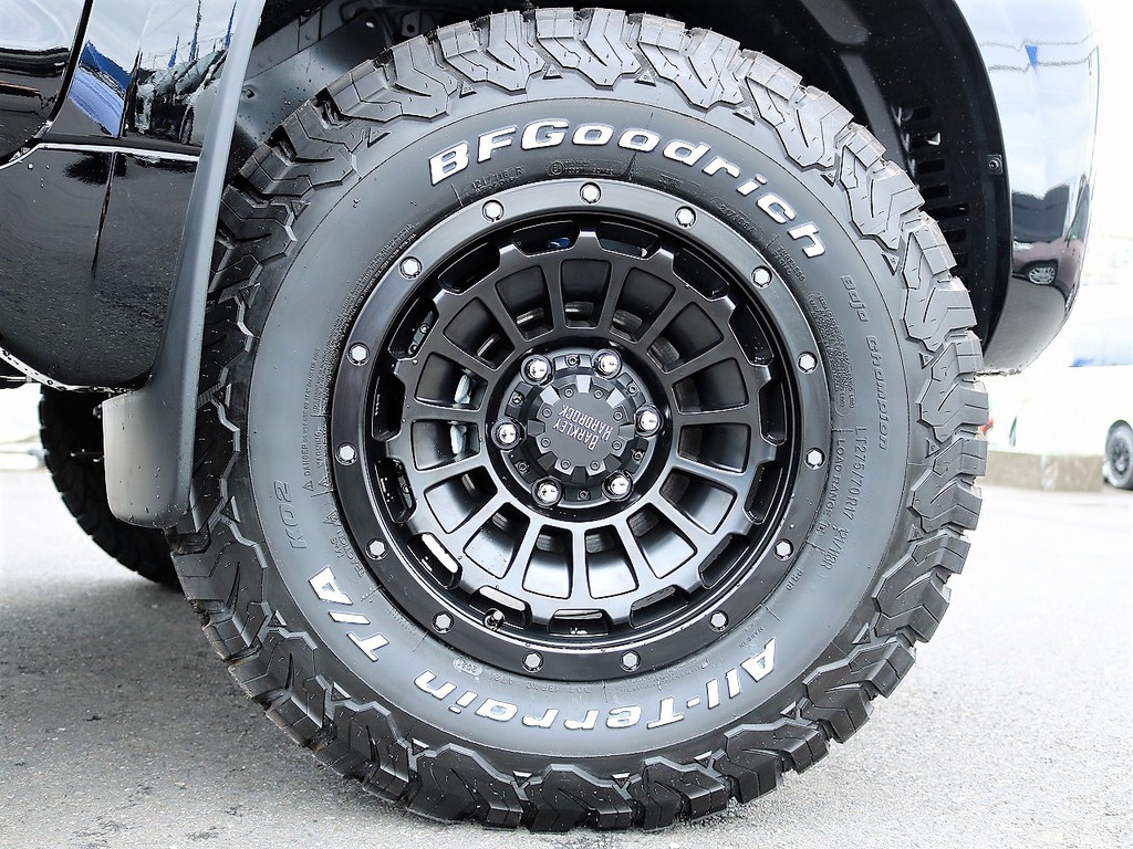 バークレイハードロックローガンAW＆BFG ATタイヤ新品装着☆