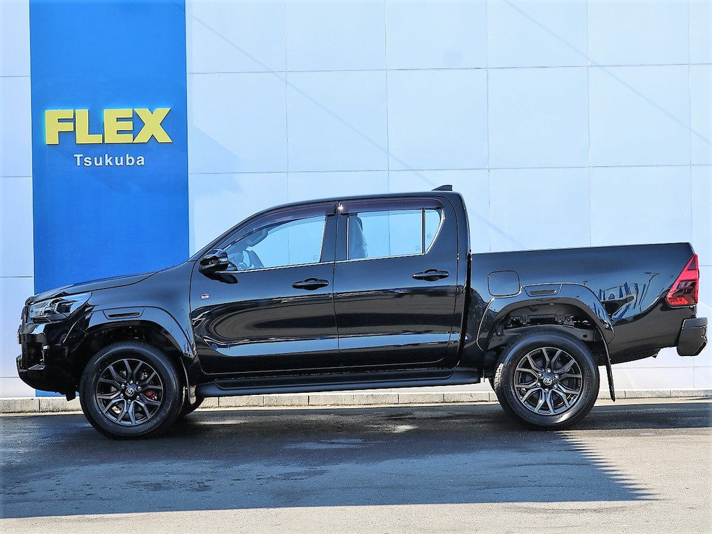 Zグレードよりも車高が4cm高く、幅は4.5cm大きくなっております☆