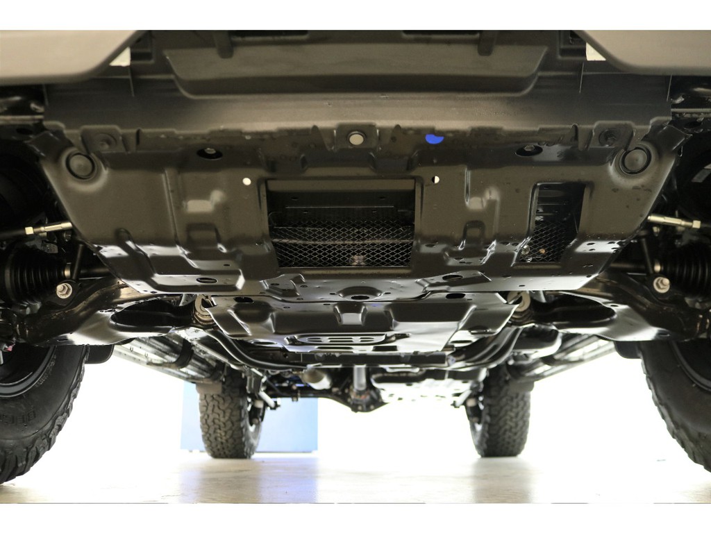 下廻りの防錆塗装もお任せください♪新車時の施工をオススメ致します♪