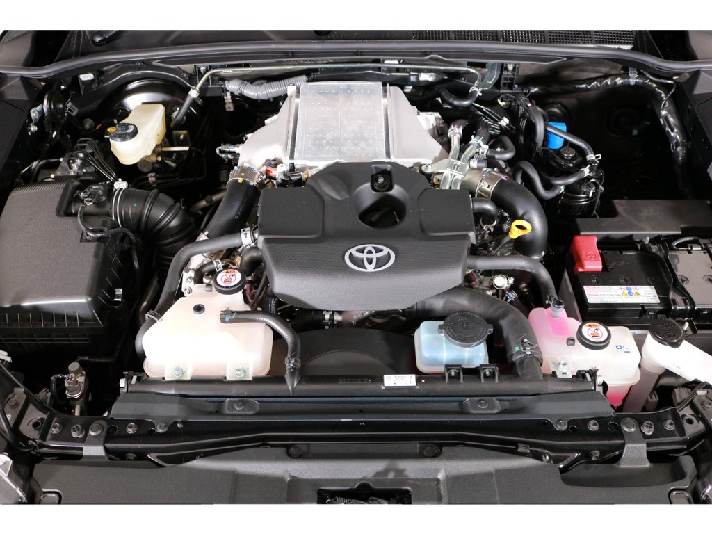 2.4Lのディーゼルターボエンジンを搭載！！