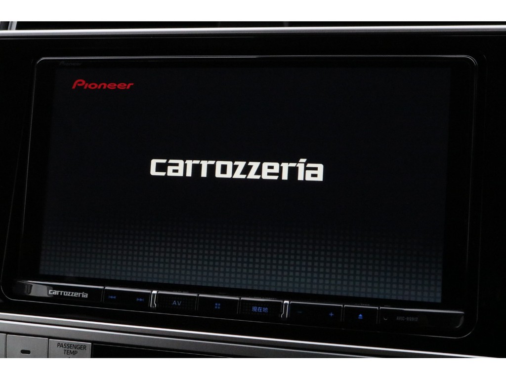 新品カロッツェリア製９インチナビＴＶ！