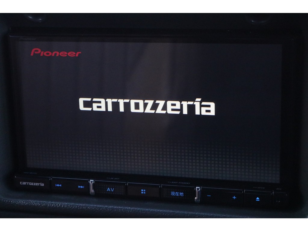 新品カロッツェリアＳＤナビＴＶ装備致しましたよ！