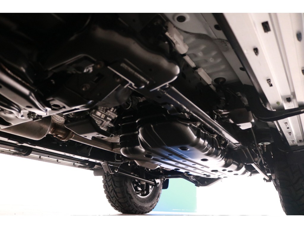 ランクルと言えば堅牢なラダーフレーム車！