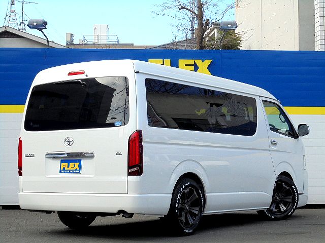 パール色のカスタム車です！！ブラックボディーでのオーダーも賜ります！