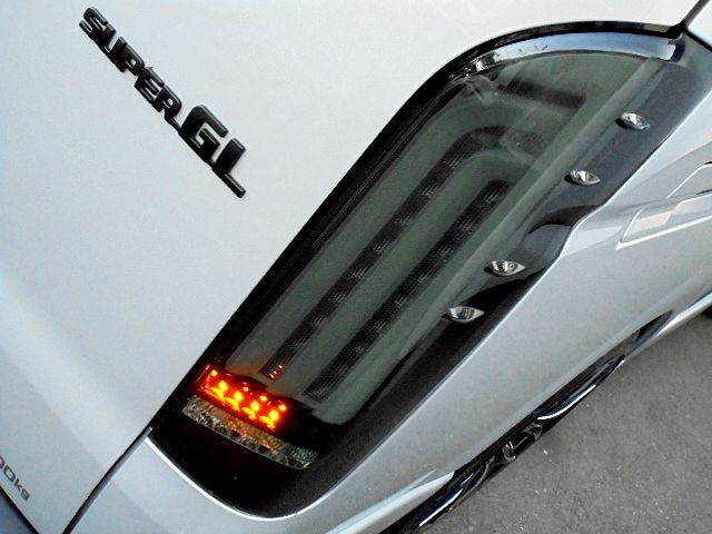ＦＬＥＸ　ＲＥＶＯＬＥＤテール！ウィンカーが流れます！