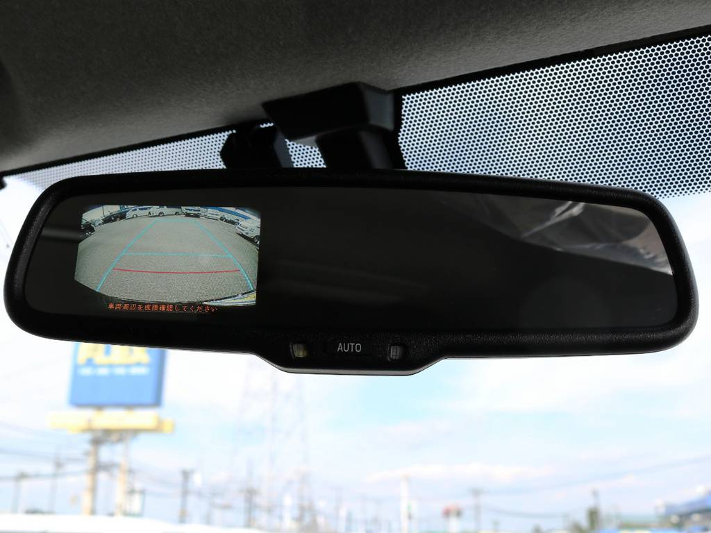 メーカーオプション　バックモニター内蔵自動防眩インナーミラー！