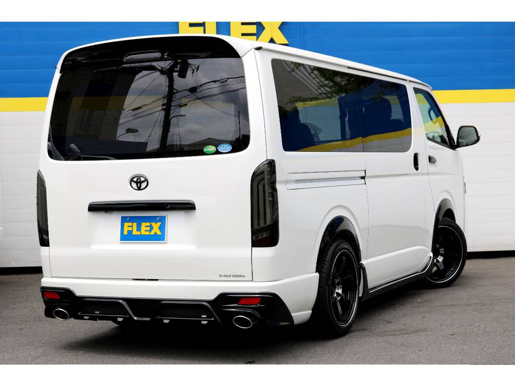 パール色のカスタム車です！