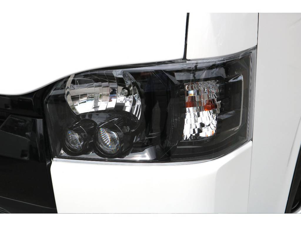 ＬＥＤヘッドライトインナーブラック施工！