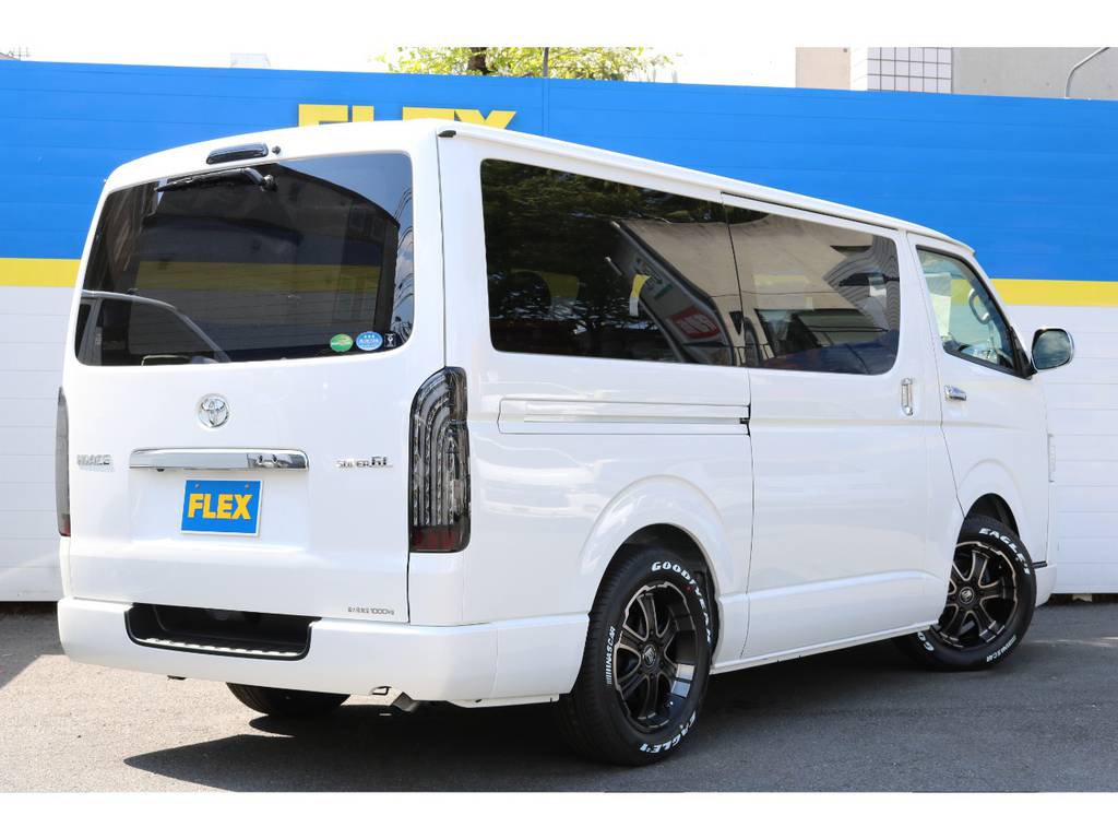 パール色のカスタム車です！１．５インチローダウンＫＩＴ！前後薄型バンプストップラバー！