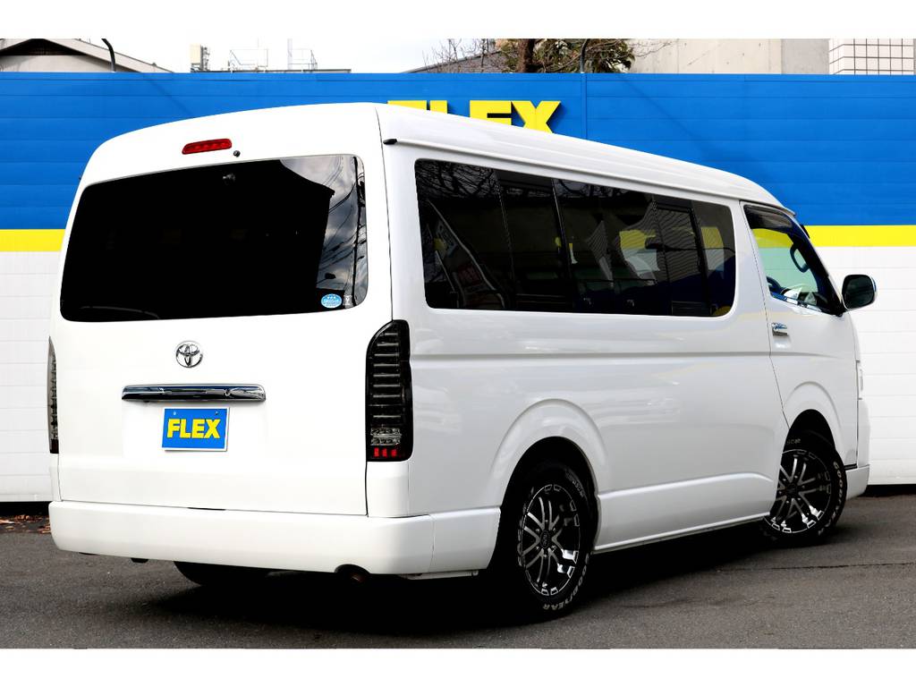 パール色のカスタム車！２インチアローダウンＫＩＴ！
