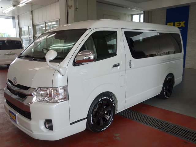 トヨタセフティーセンス付ハイエースになります！！