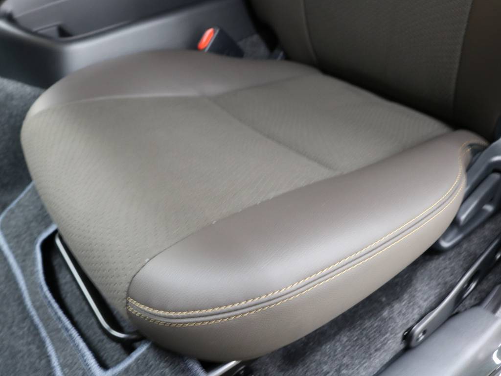 ５０ｔｈ限定車の専用インテリアです！