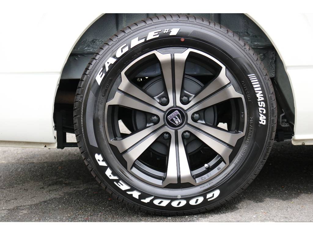 新品ＦＬＥＸバルベロ１７インチアルミ！ＧＯＯＤＹＥＡＲタイヤ！