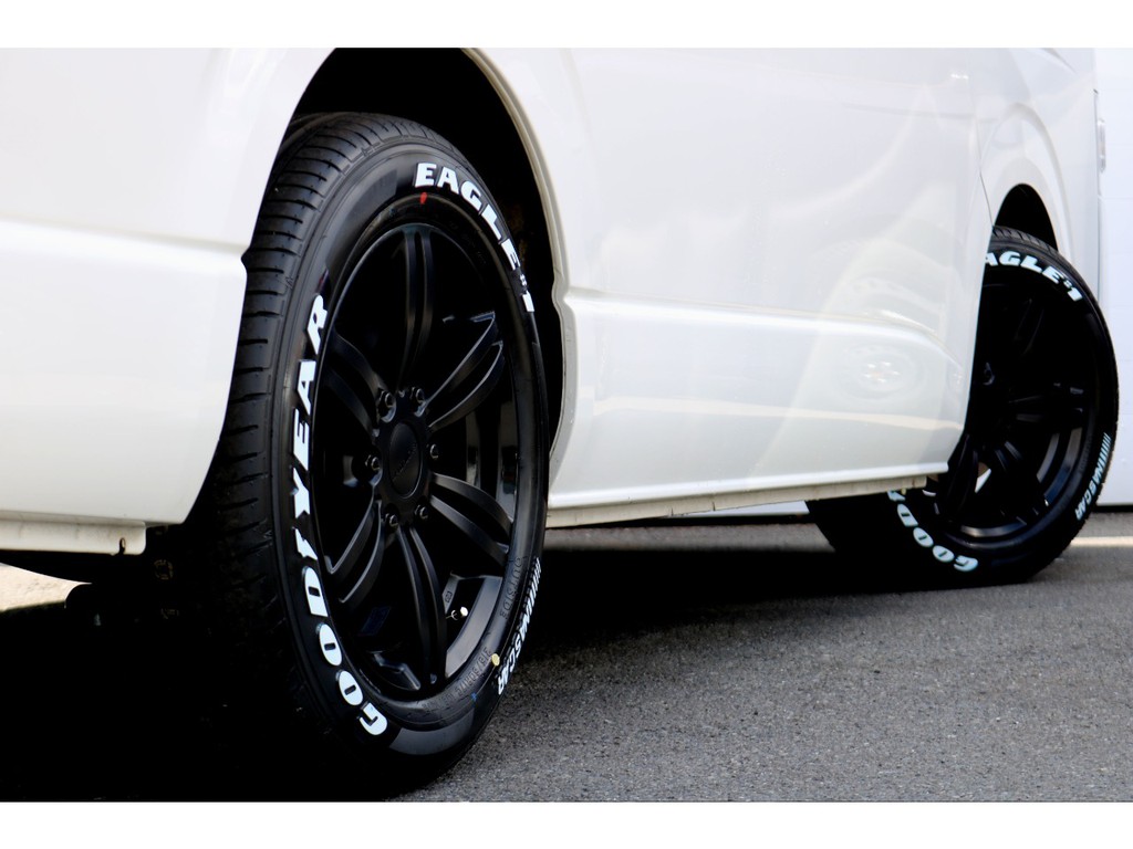 新品ＣＯＢＲＡ17インチアルミ！ＧＯＯＤＹＥＡＲタイヤ！