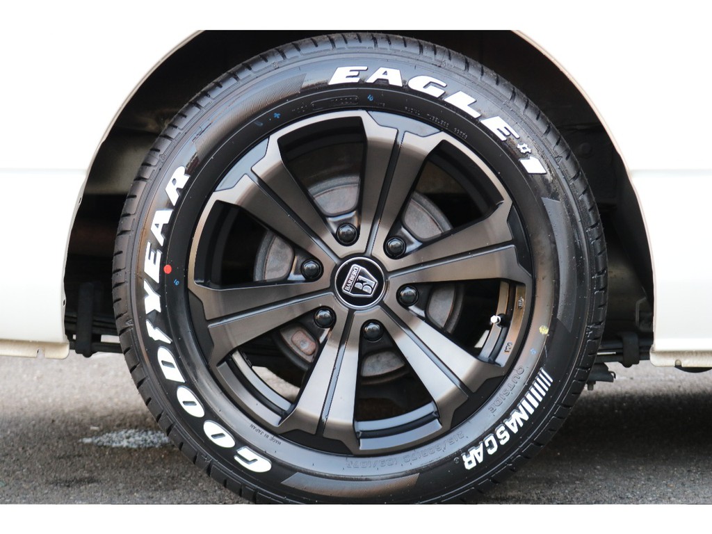 新品ＦＬＥＸバルベロ１７インチアルミ！ＧＯＯＤＹＥＡＲタイヤ