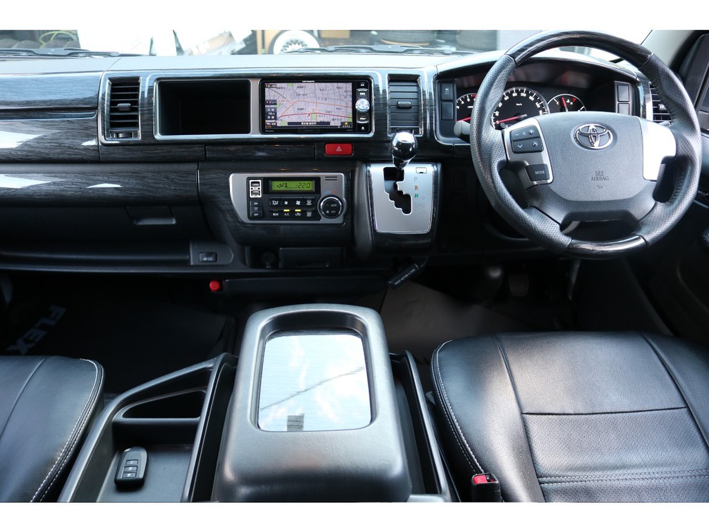 コンビハンドル＆シフトノブ！インテリアパネル